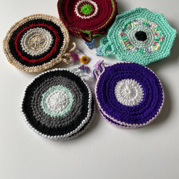 Handmade crochet gift pot holders bundle of 5 - Picture 12 of 12